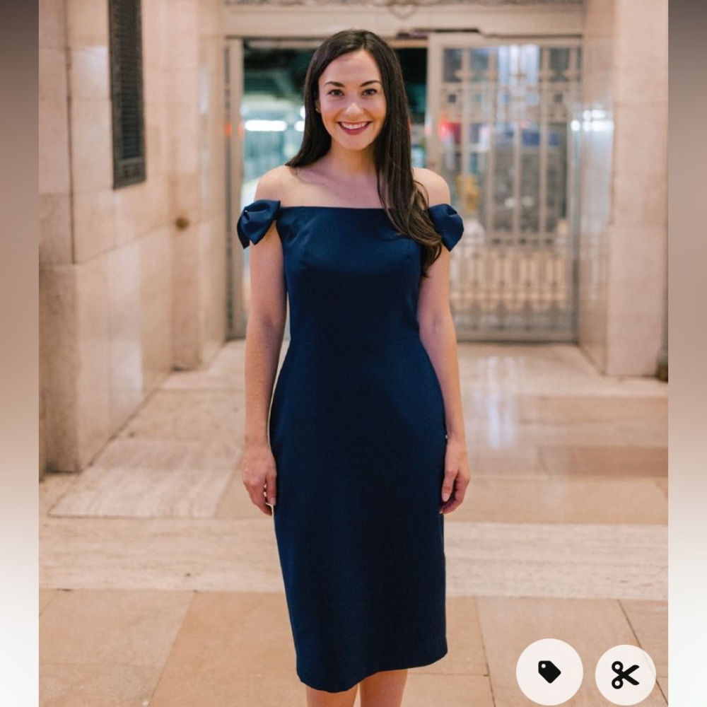 Gal Meets Glam Off the Shoulder Jessica Dress in Navy
